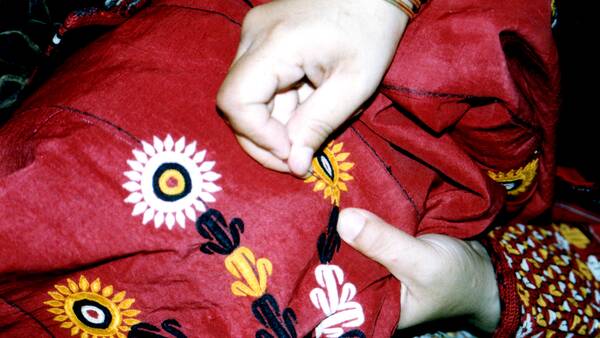 Soozan Doozi Turcomano